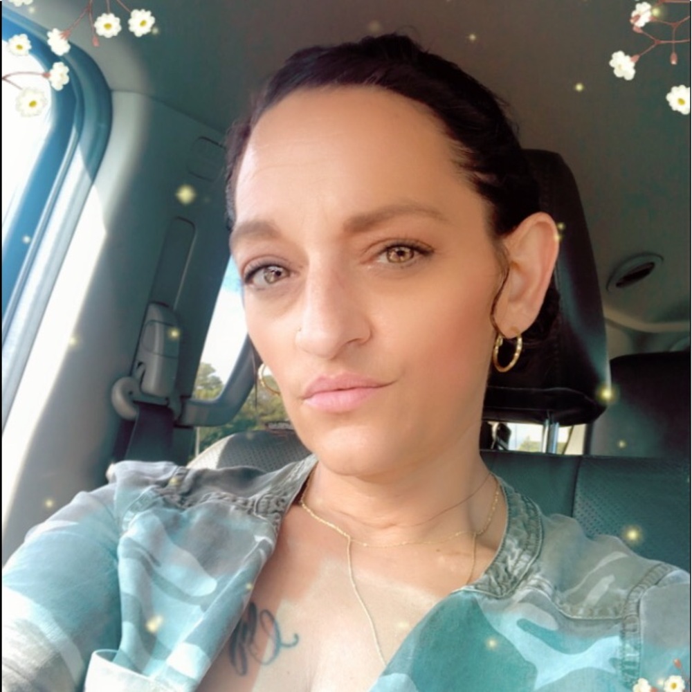 Meet your Posher, Maria